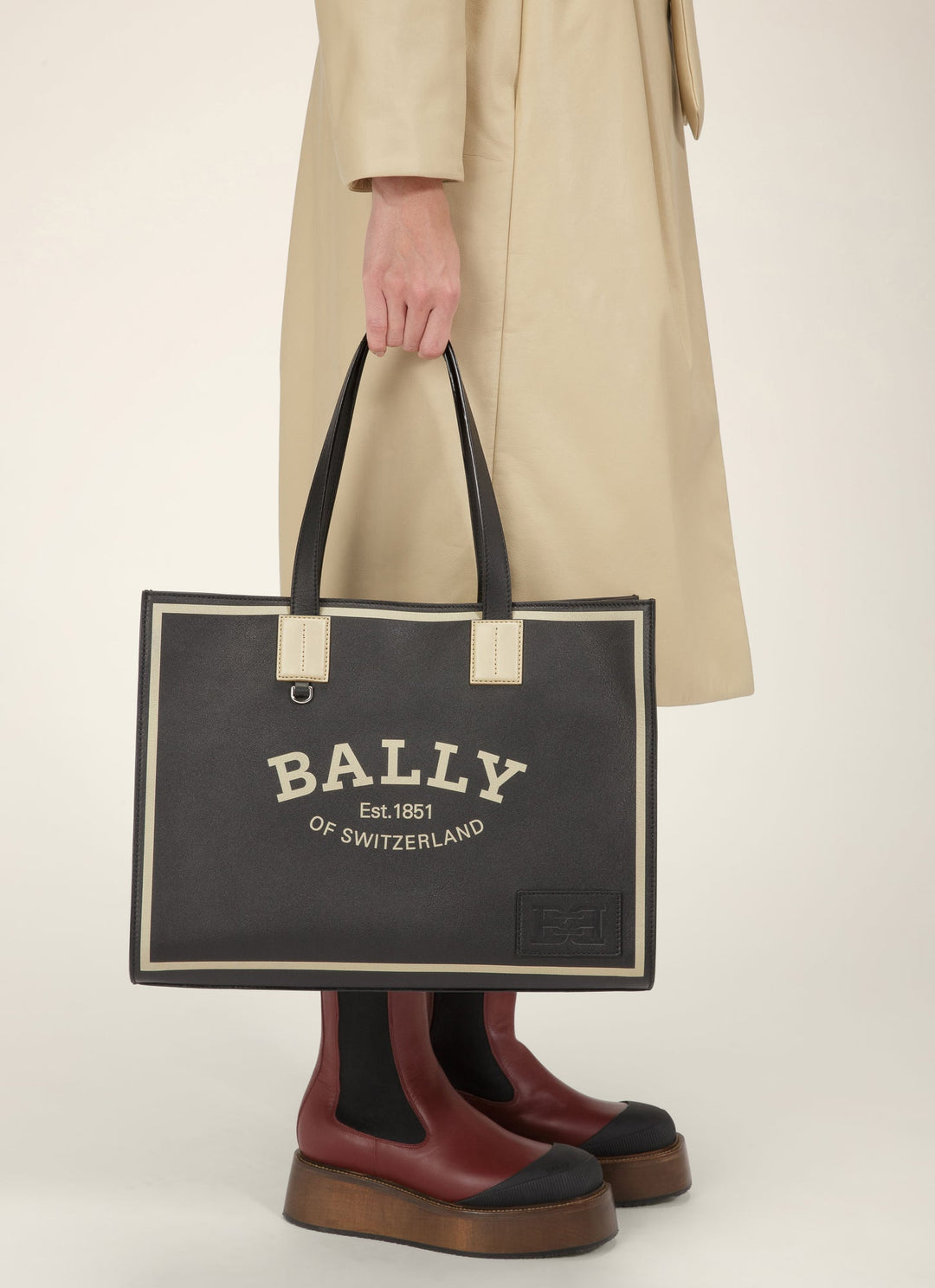 Bally tote bag price online